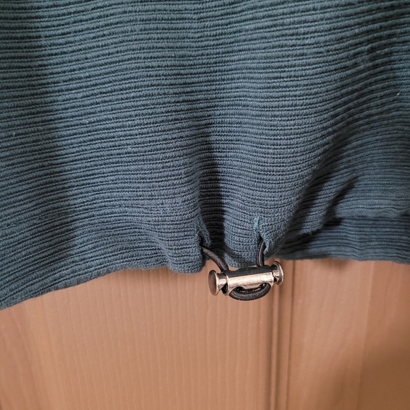 ❤️Desigual green relaxed fit cropped sweatshirt with graphic panel - Picture 9 of 12